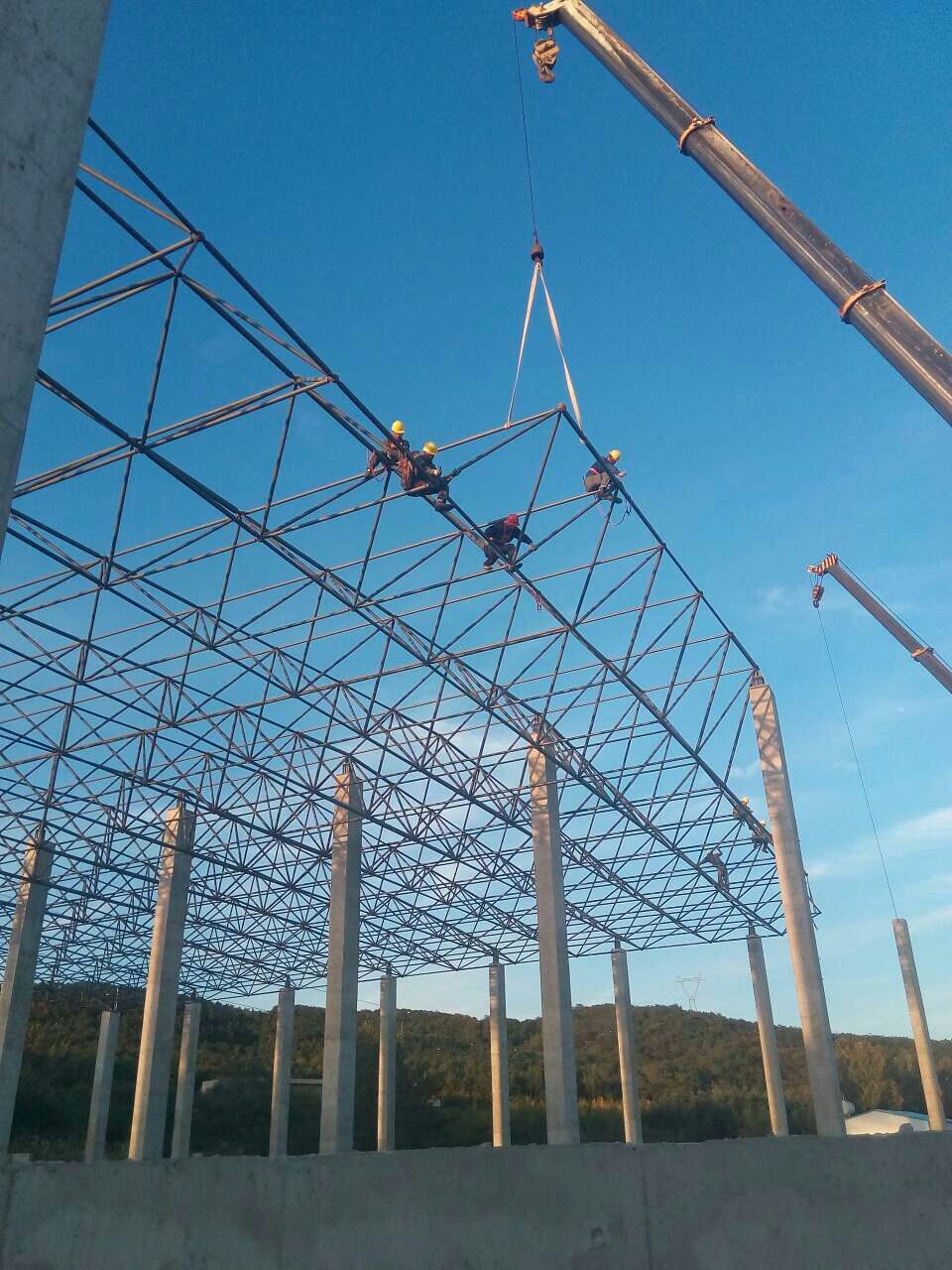 珲春汪清物流园网架